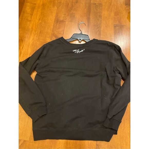 Woman’s Karl Lagerfeld sweatshirt size medium - Picture 4 of 4